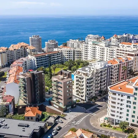 Maha By Kaamah - 2 Bedroom Oceanview Designer *