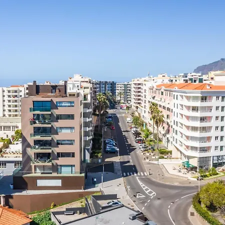 Apartman Maha By Kaamah - 2 Bedroom Oceanview Designer Funchal