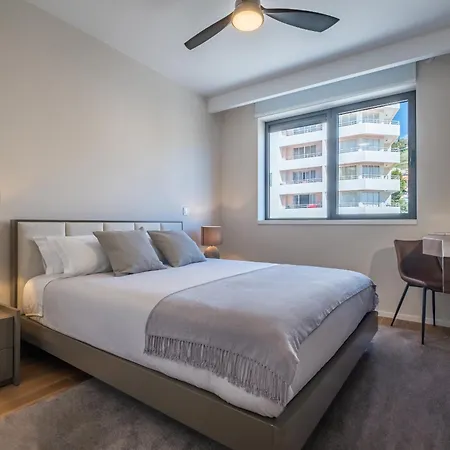 Maha By Kaamah - 2 Bedroom Oceanview Designer Apartment *